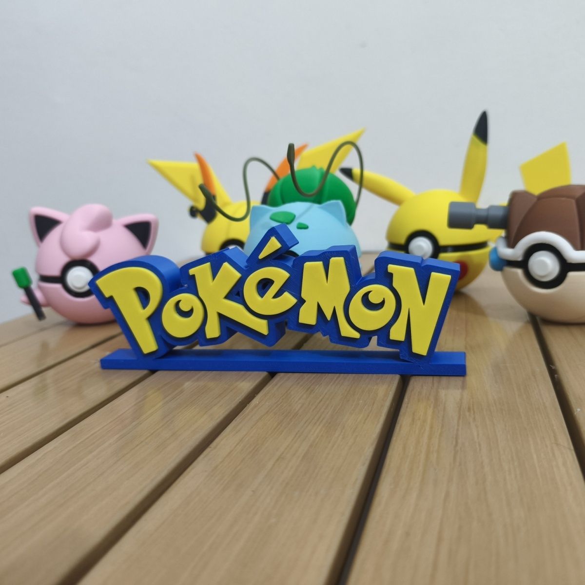 Anime Merchandise Logo - Figura coleccionable de anime con logo