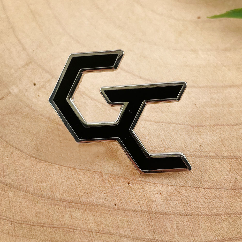 Broche con Logo de corona culp - Anime Merchandise Logo reseña y precio