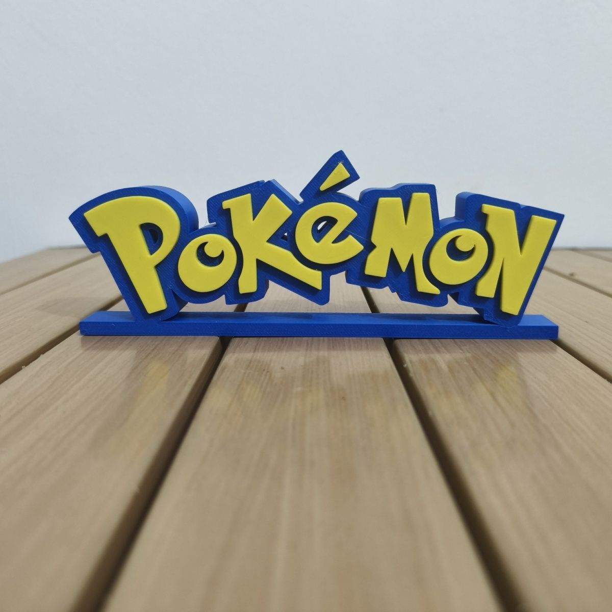 Figura coleccionable de anime  - Anime Merchandise Logo reseña y precio